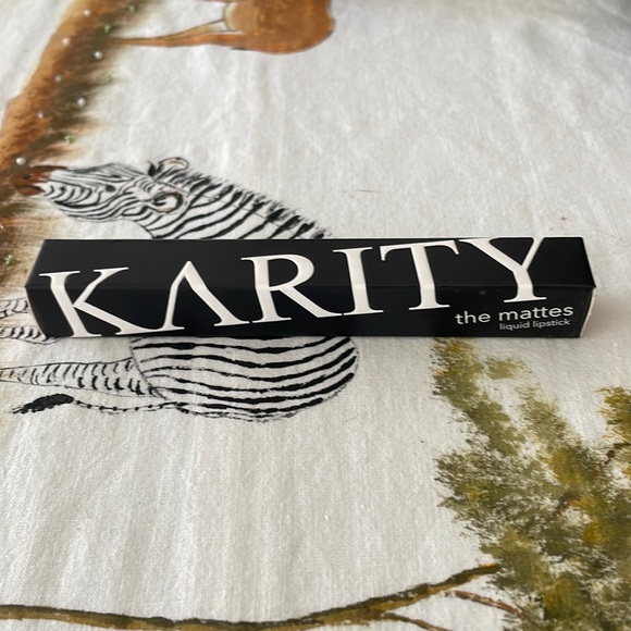 KLARITY the mattes liquid lipstick - Picture 1 of 5